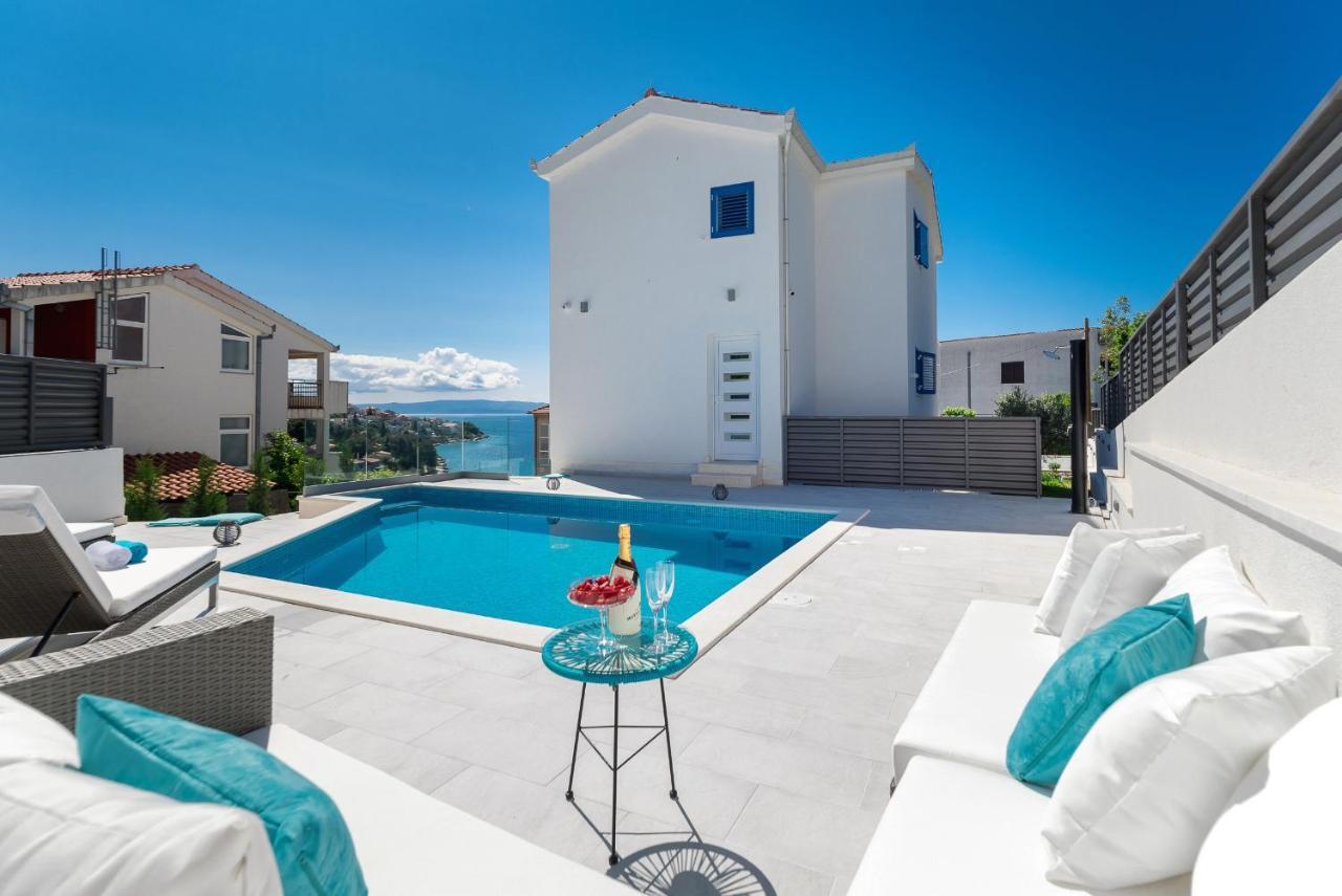 Villa Miholina - With Heated Swimming Pool Трогир Экстерьер фото